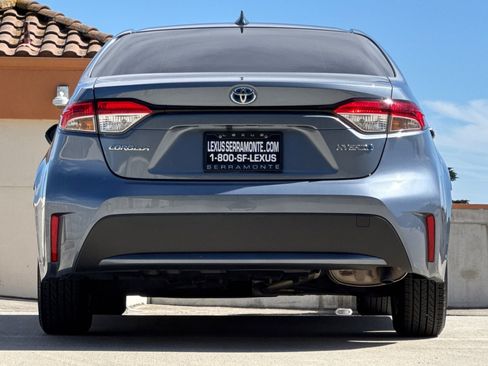 Used 2022 Toyota Corolla LE FWD image 9