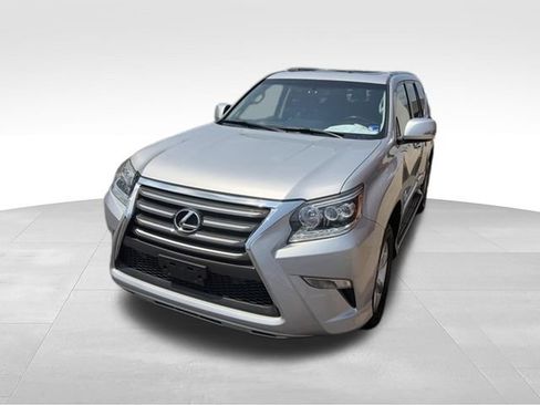 Used 2015 Lexus GX 460 AWD/4WD image 23