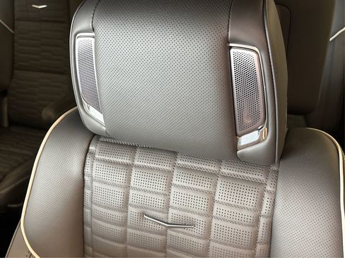 New 2025 Cadillac Escalade V image 32