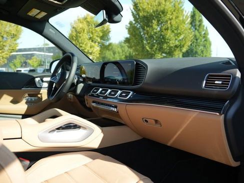 Certified 2026 Mercedes-Benz GLE 450 4MATIC image 43