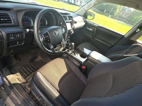 Used 2016 Toyota 4Runner Trail AWD/4WD image 8
