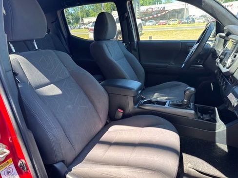 Used 2017 Toyota Tacoma TRD Off-Road w/ Tow Package (A/T) AWD/4WD image 22
