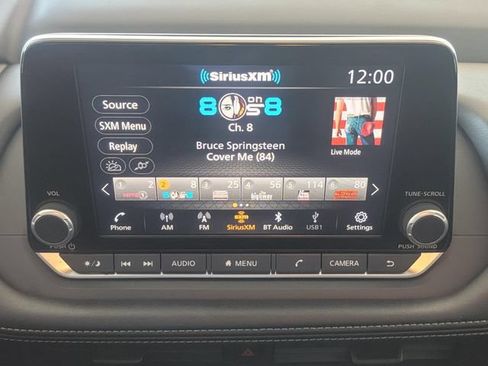 Used 2024 Nissan Rogue S FWD image 16