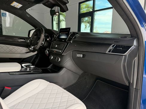 Used 2019 Mercedes-Benz GLE 63 AMG S image 26