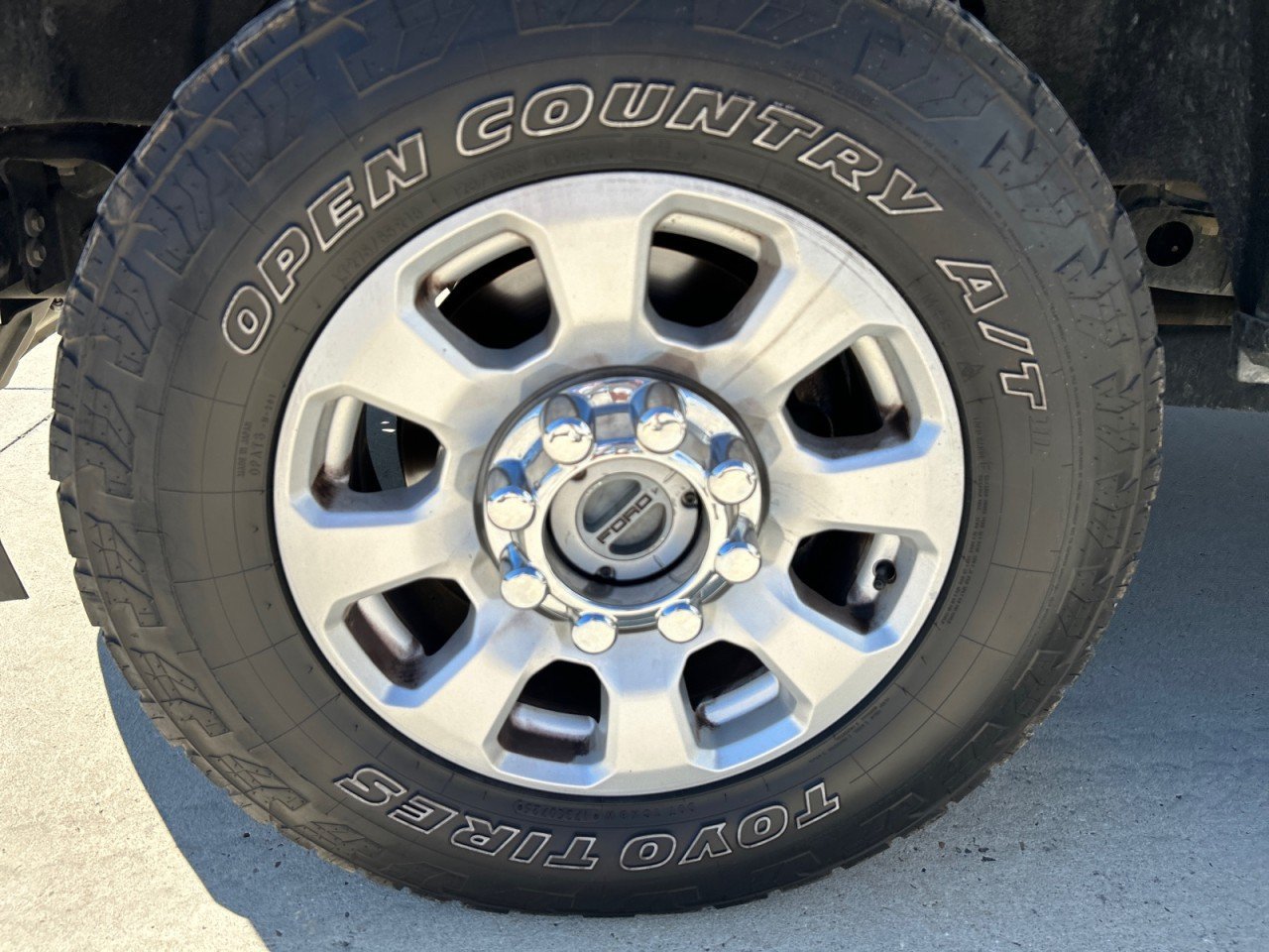 Used 2023 Ford F250 XLT AWD/4WD image 9
