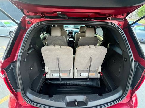 Used 2013 Ford Explorer XLT AWD/4WD image 26