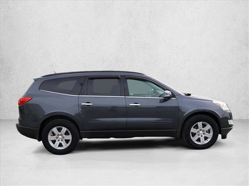 Used 2011 Chevrolet Traverse LT w/ Personal Connectivity Package AWD/4WD image 4