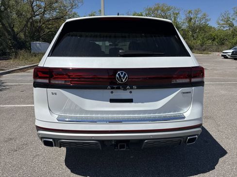New 2026 Volkswagen Atlas Peak Edition AWD/4WD image 5