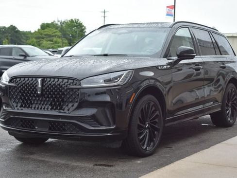 Used 2025 Lincoln Aviator Reserve w/ Equipment Group 201A AWD/4WD image 15