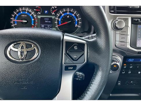 Used 2015 Toyota 4Runner Limited AWD/4WD image 21