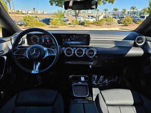 Used 2025 Mercedes-Benz CLA 250 image 22