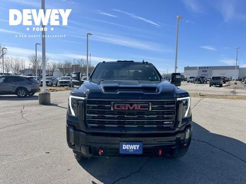 Used 2024 GMC Sierra 2500 AT4 w/ AT4 Premium Plus Package image 2