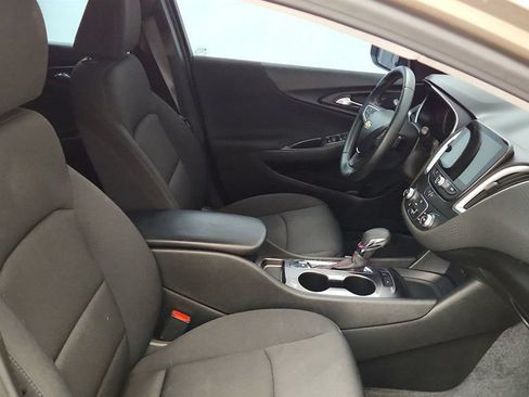 Used 2024 Chevrolet Malibu RS FWD image 21
