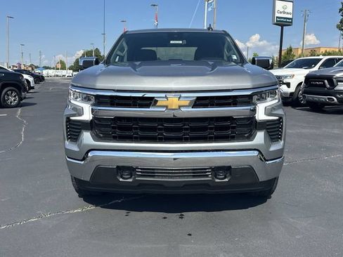 Used 2025 Chevrolet Silverado 1500 LT w/ Z71 Off-Road Package AWD/4WD image 3