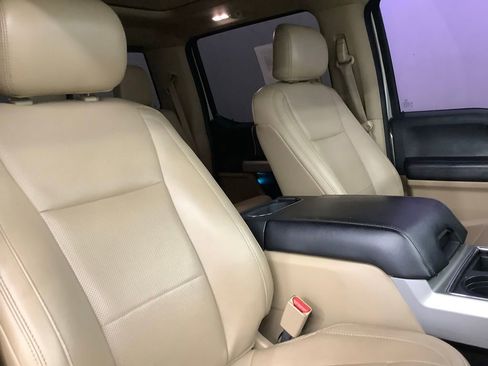 Used 2017 Ford F250 Lariat w/ Lariat Ultimate Package image 27