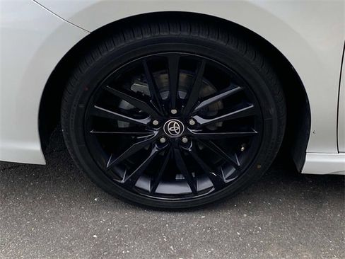 Used 2023 Toyota Camry XSE w/ Navigation Package image 6