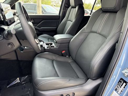 Used 2026 Toyota 4Runner Limited AWD/4WD image 11