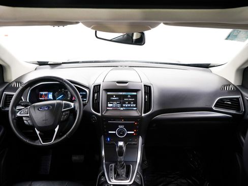 Used 2015 Ford Edge Titanium w/ Equipment Group 302A AWD/4WD image 13