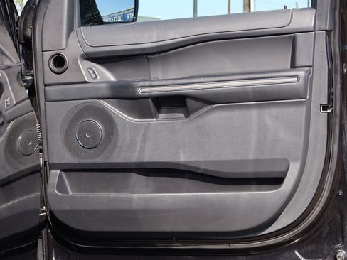 Used 2024 Ford Expedition Max XLT RWD image 48