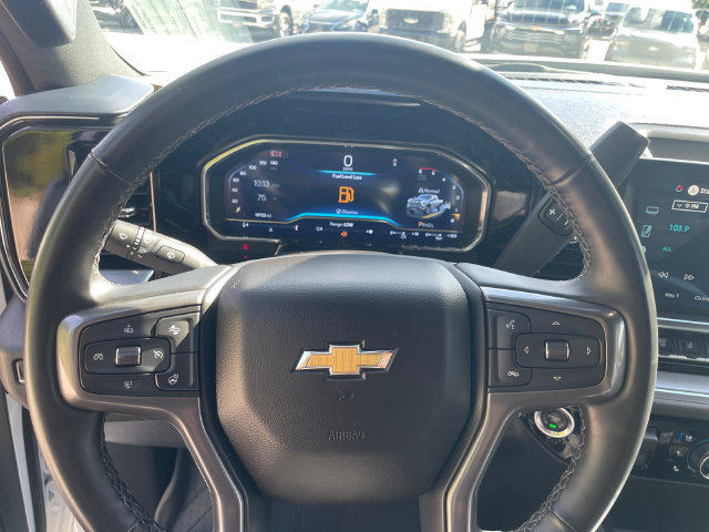 Used 2025 Chevrolet Silverado 2500 High Country w/ High Country Premium Package AWD/4WD image 29