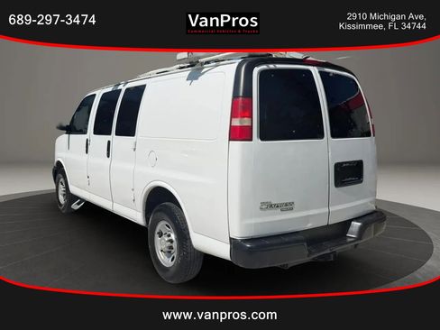 Used 2014 Chevrolet Express 2500 RWD image 3
