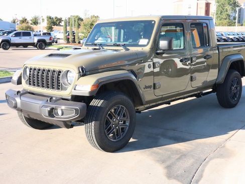 New 2025 Jeep Gladiator Sport image 10