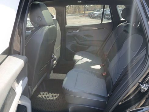 New 2026 Volkswagen Tiguan SE R-Line FWD image 24