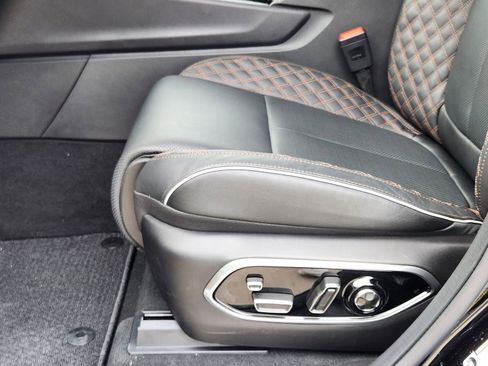 New 2025 Jeep Grand Cherokee L Summit w/ Obsidian Package image 21