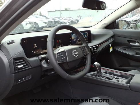 New 2026 Nissan Sentra SV w/ SV Convenience Package FWD image 8