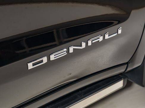 Used 2022 GMC Sierra 1500 Denali w/ Denali Reserve Package AWD/4WD image 37