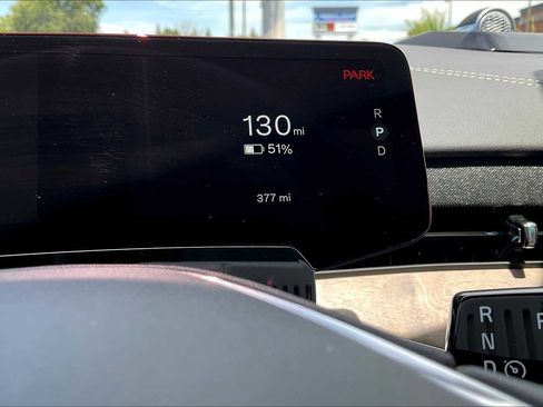 New 2025 Volvo EX90 Ultra image 19