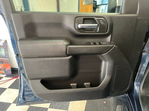Used 2017 Chevrolet Tahoe LT AWD/4WD image 45