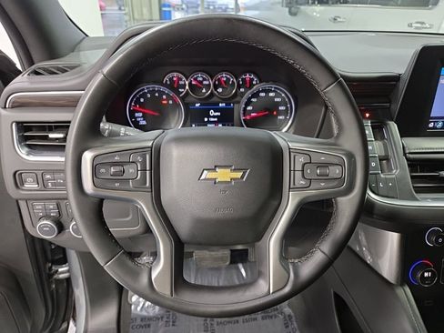 Used 2023 Chevrolet Suburban LS image 12