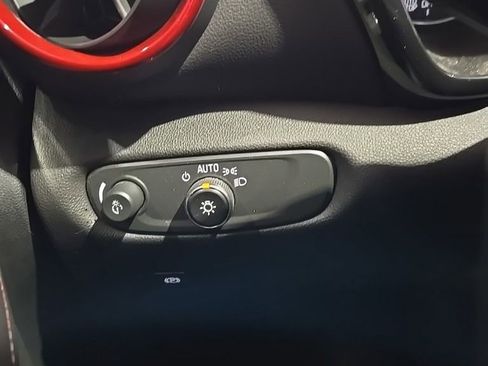 Used 2021 Chevrolet Blazer RS w/ Enhanced Convenience Package image 12