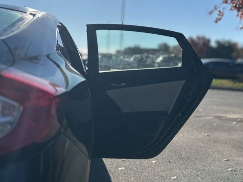 Used 2017 Honda Civic LX image 31