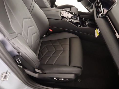 New 2025 BMW 530i xDrive w/ M Sport Package image 14