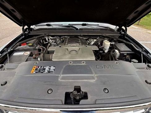 Used 2018 GMC Yukon Denali image 20