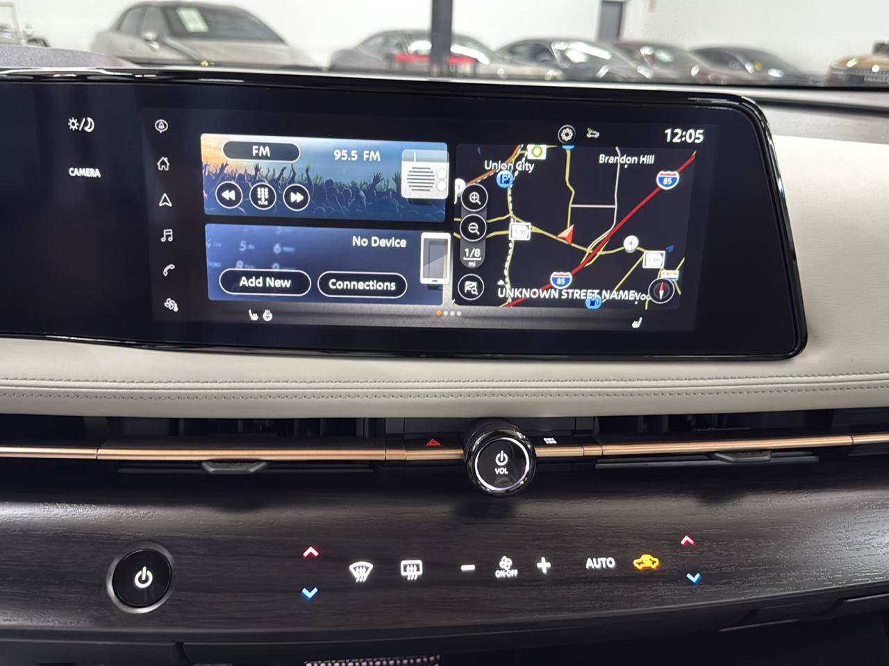 Used 2024 Nissan Ariya AWD image 20
