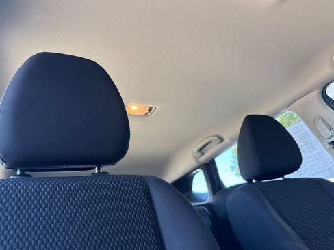 Used 2021 Nissan Rogue Sport S FWD image 21