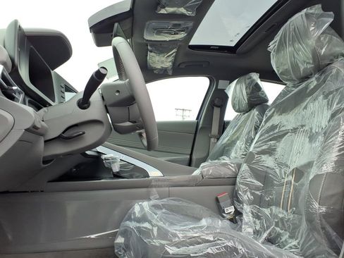 New 2026 Hyundai Elantra SEL Sport image 14