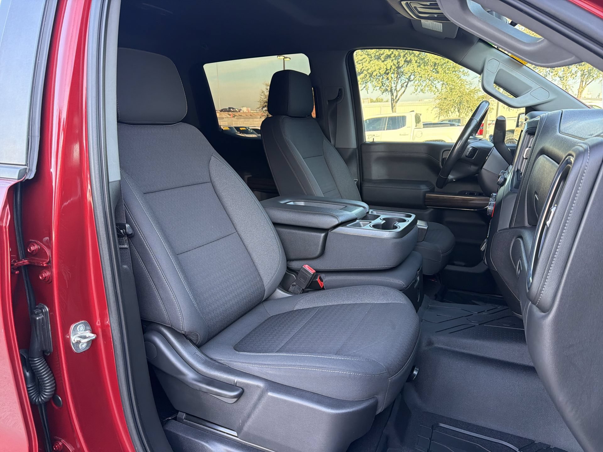 Used 2021 Chevrolet Silverado 1500 RST RWD image 23