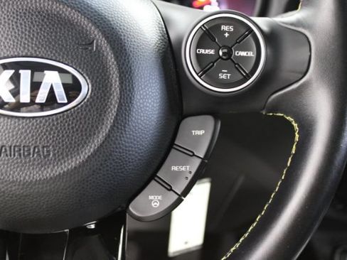 Used 2016 Kia Soul + w/ Audio Package FWD image 20
