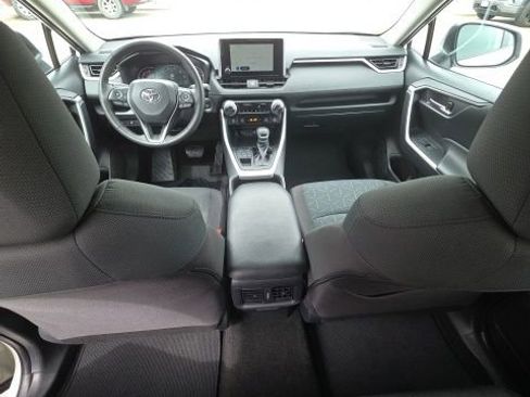 Used 2025 Toyota RAV4 XLE w/ Weather Package image 14