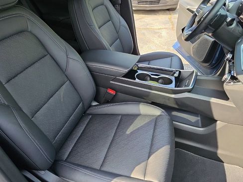 Certified 2025 Chevrolet Equinox LT w/ Convenience Package II FWD image 24