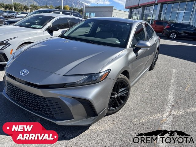 Used 2025 Toyota Camry SE w/ Convenience Package AWD/4WD image 2