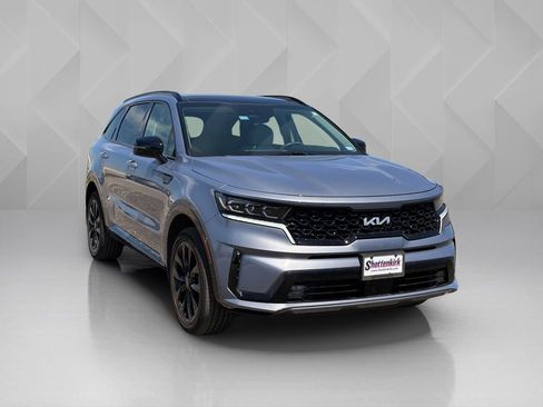 Certified 2023 Kia Sorento SX image 3