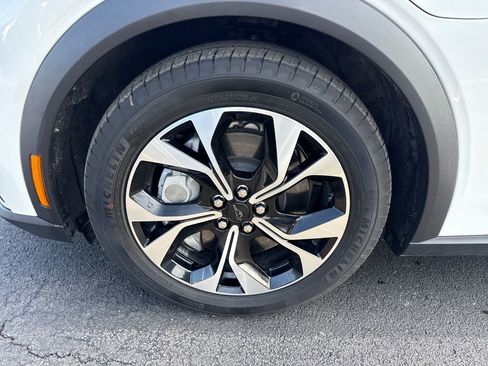 Used 2025 Ford Mustang Mach-E Select w/ Comfort Package Lite image 18