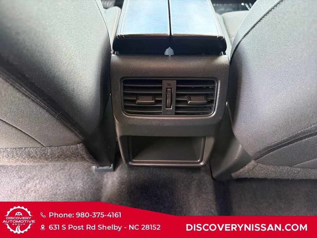 Certified 2024 Nissan Rogue S AWD/4WD image 29