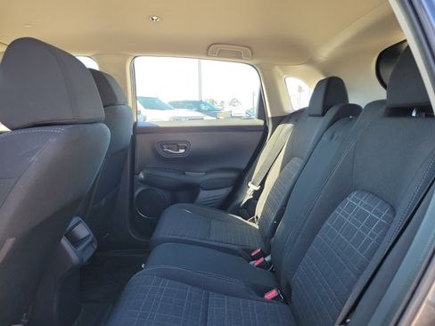 Certified 2025 Honda HR-V LX image 11