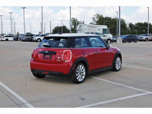 Used 2019 MINI Cooper 2-Door Hardtop FWD image 7